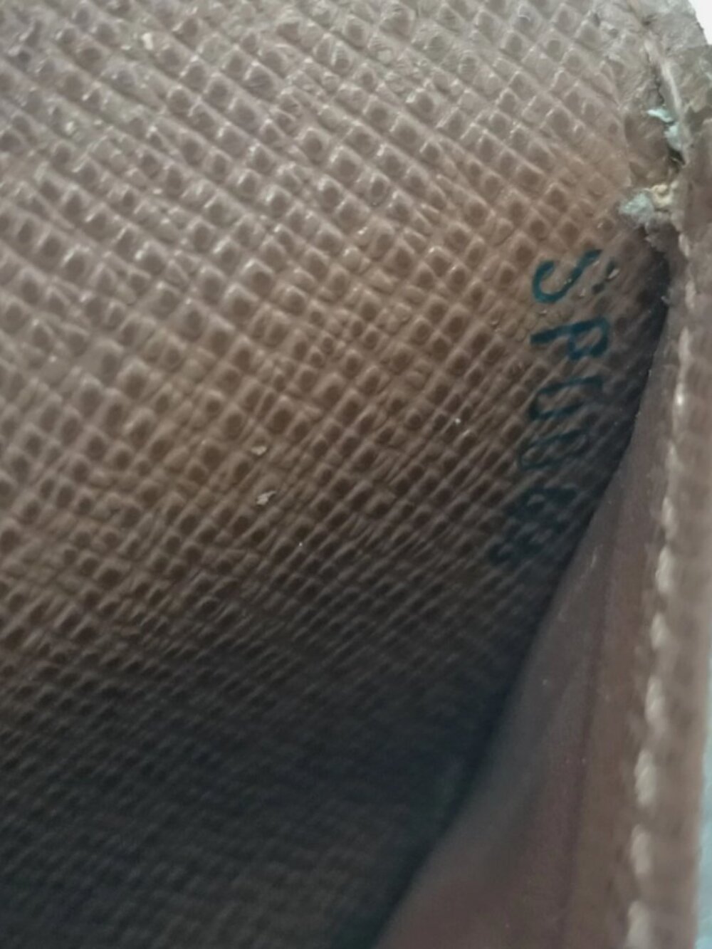LOUIS VUITTON Monogram Elise Wallet - Picture 7 of 8